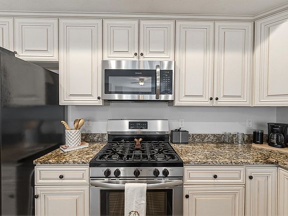 4th image of 22 Hamel Way Unit 22