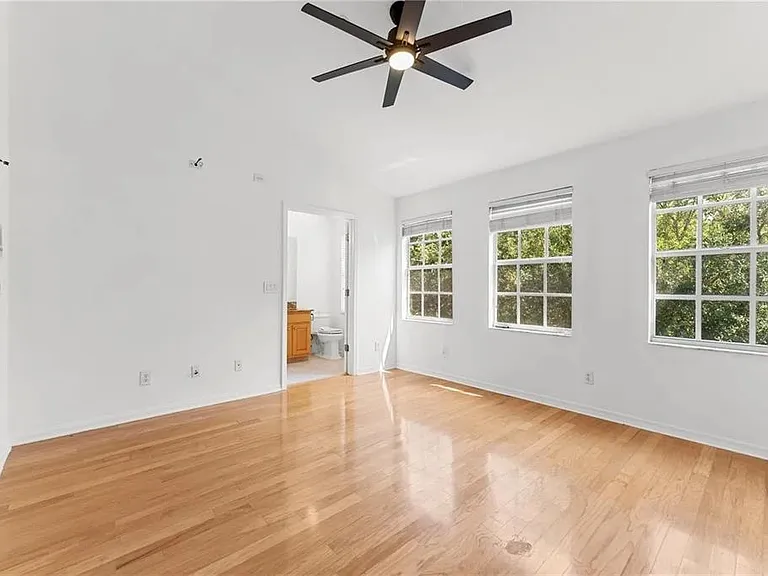1437 Harbour Walk Rd — Photo 19