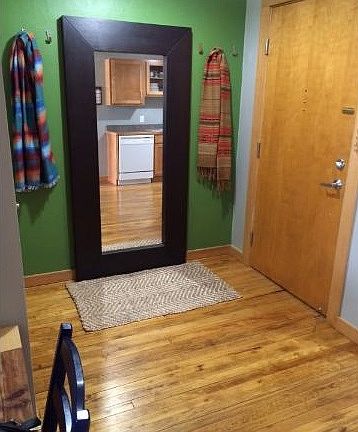 Welcoming 6 x 6 foyer