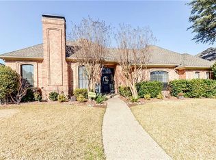 15607 Golden Creek Rd, Dallas, TX 75248