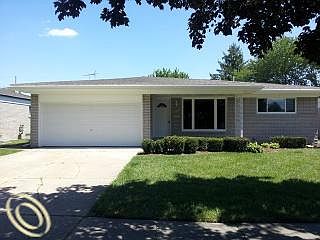 1st image of 32552 Lancaster Dr