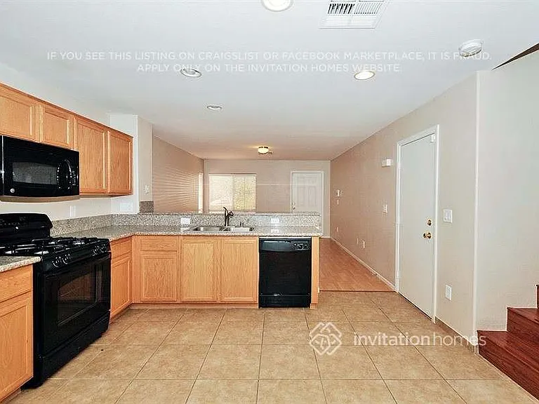 3610 Hat Rock Ct — Photo 5