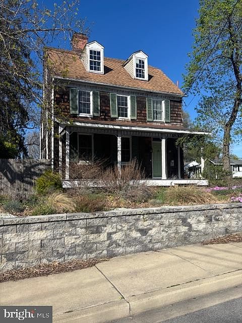 1st image of 105 Kidwell Ave