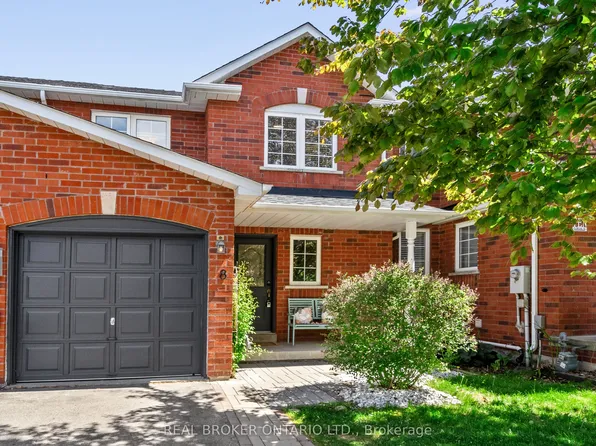 8 Dawson Cres, Milton, ON L9T 5H8