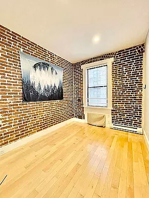 Rented by Douglas Elliman | media 21