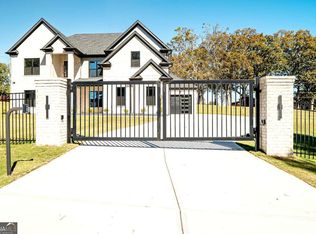 2210 Ridgedale Dr, Grayson, GA 30017