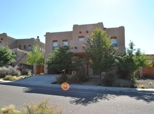 4621 Contenta Rdg, Santa Fe, NM 87507
