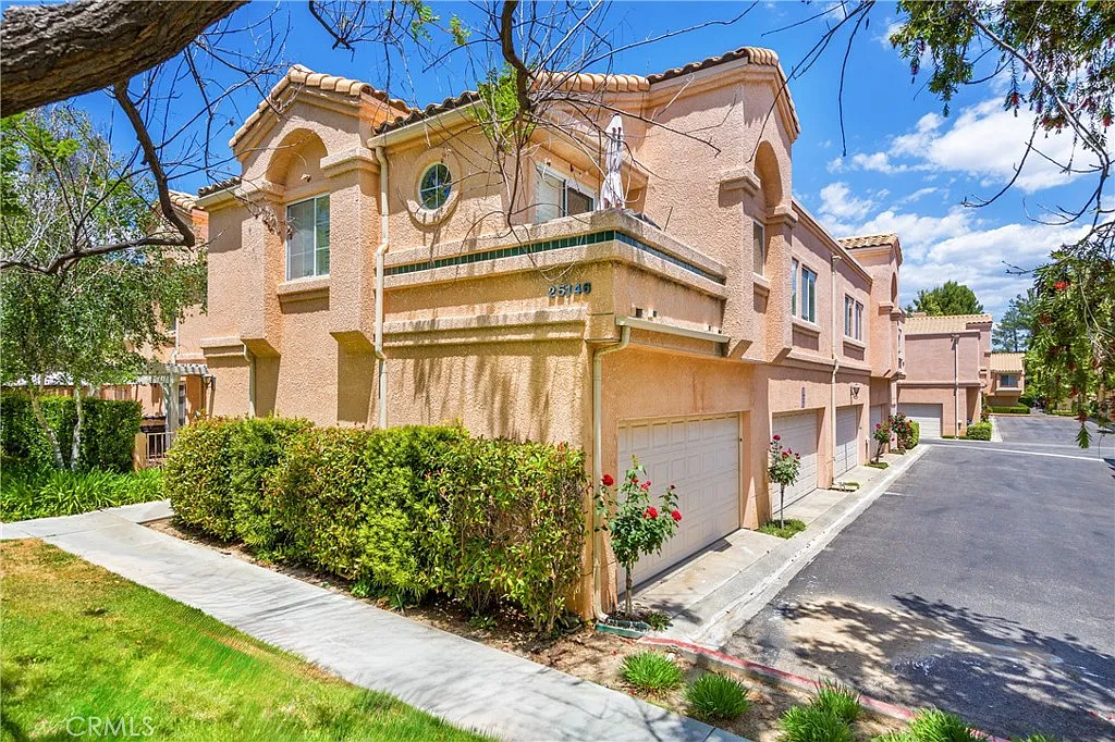 Building Photo - 25146 Steinbeck Ave #A