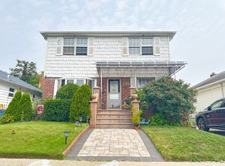 157-29 20th Ave FLOOR 2, Whitestone, NY 11357