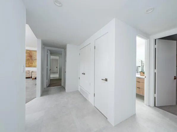 483 Desert Lakes Dr, Palm Springs, CA 92264