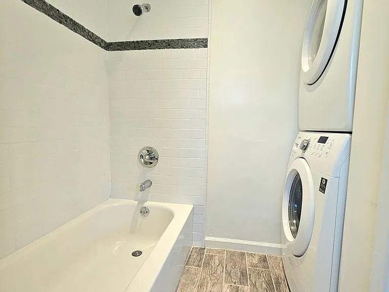14714 S Inglewood Ave — Photo 8