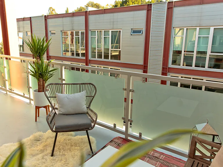 3450 Cahuenga Blvd W #403 — Photo 3