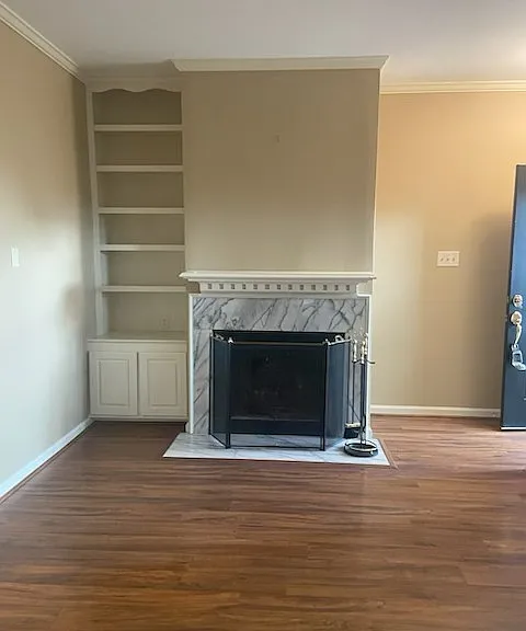 541 W Short St — Photo 3