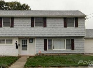297 N Utica Ave, Massapequa, NY 11758