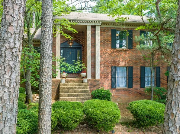 128 Pebble Beach Dr, Little Rock, AR 72212