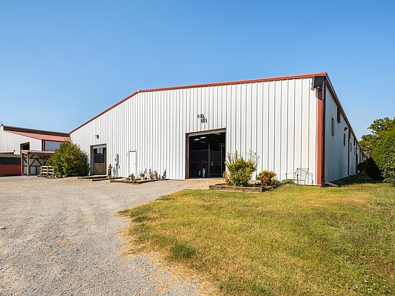 2nd image of 2291 Highway 231 S