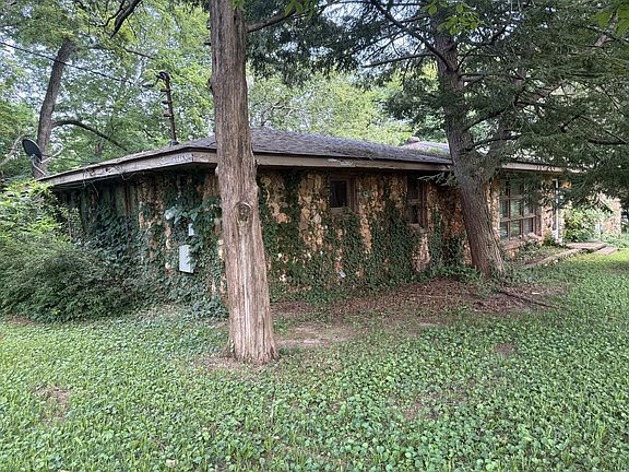 5th image of 887 Elwood Dr