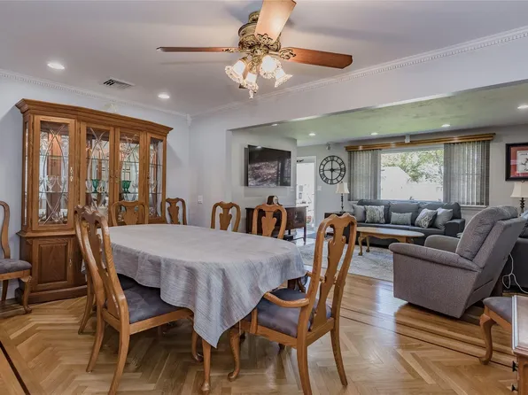 20 Suffolk Avenue, Patchogue, NY 11772