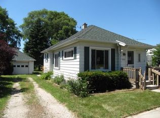 1010 N 37th St, Sheboygan, WI 53081