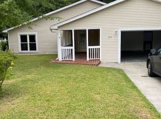 139 Iron Rd, Summerville, SC 29486