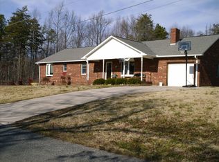240 Cecil St, Thomasville, NC 27360