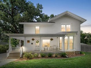 319 E Lake St, Lake Mills, WI 53551