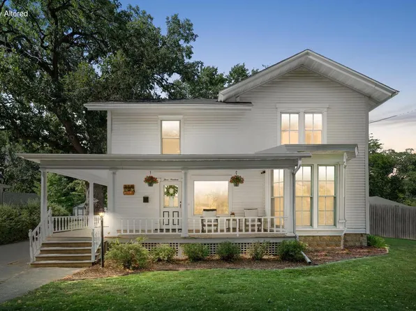 319 E Lake STREET, Lake Mills, WI 53551
