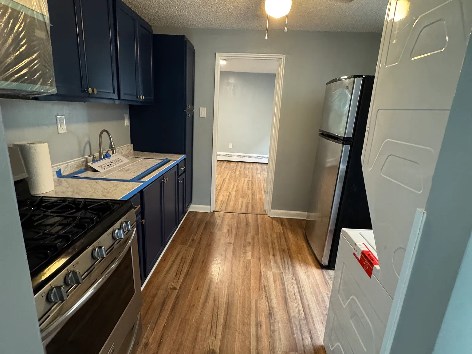 1 bed, 800 sqft, $1,100 — Photo 4