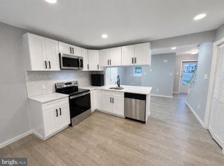 611 Tara Dr, Sicklerville, NJ 08081