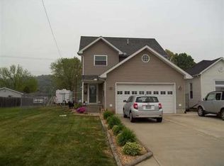 2203 S 7th St, Ironton, OH 45638