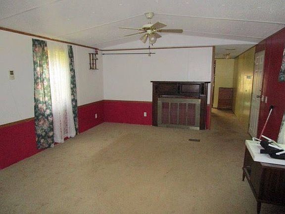 5th image of 612 James St