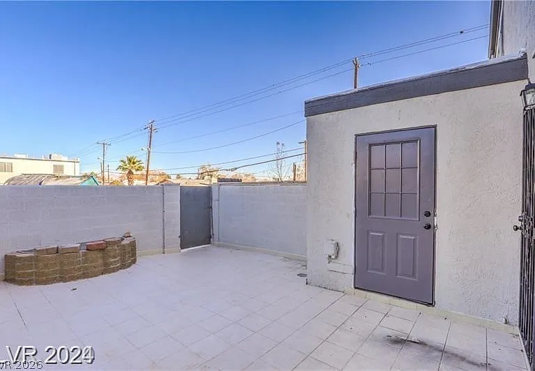 1436 N Jones Blvd — Photo 26
