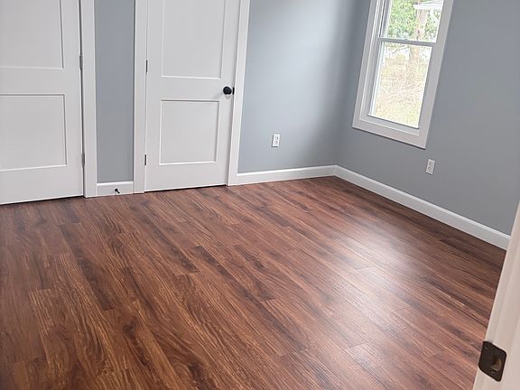 4th image of 98 Orchard St #1
