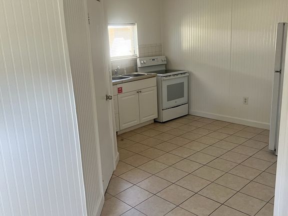 5th image of 2005 Bayshore Rd #2