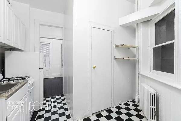 Rented by D'Andrea Craig Realty | media 10