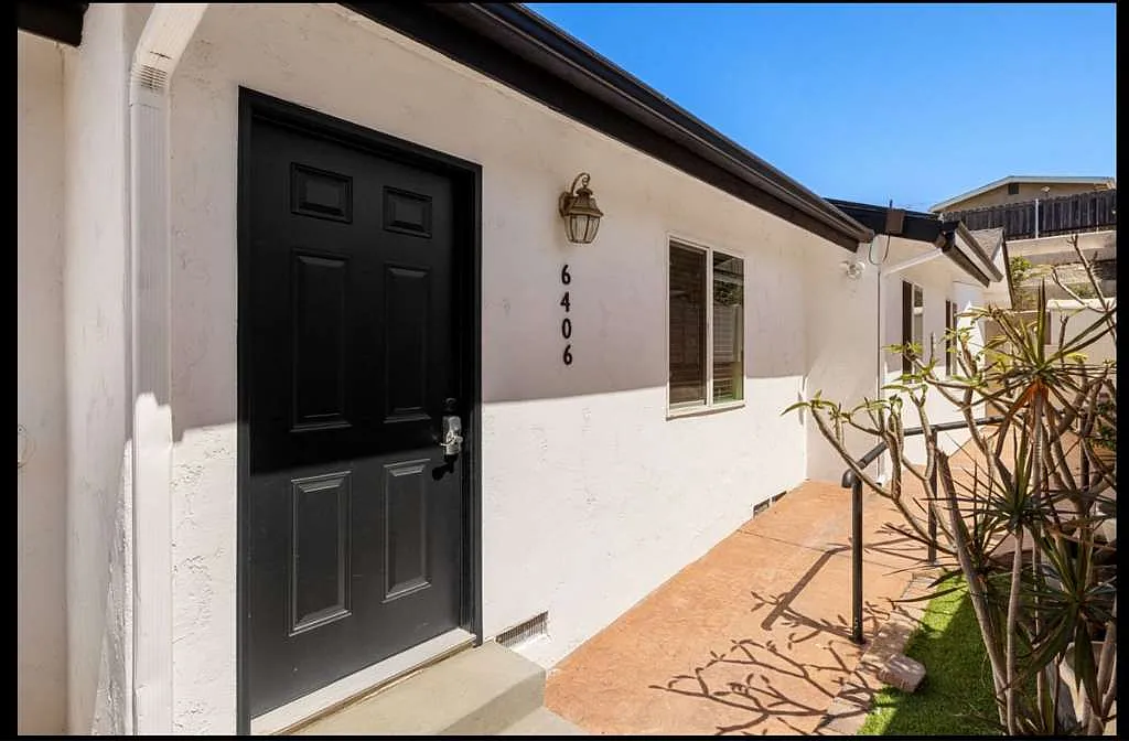 6402-06 Shane Place - 6406 — Photo 1