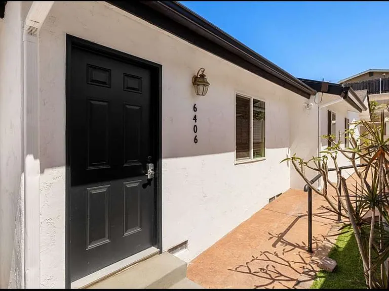 6402-06 Shane Place - 6406 — Photo 1
