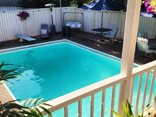 1101 Satara Ct NW, Salem, OR 97304