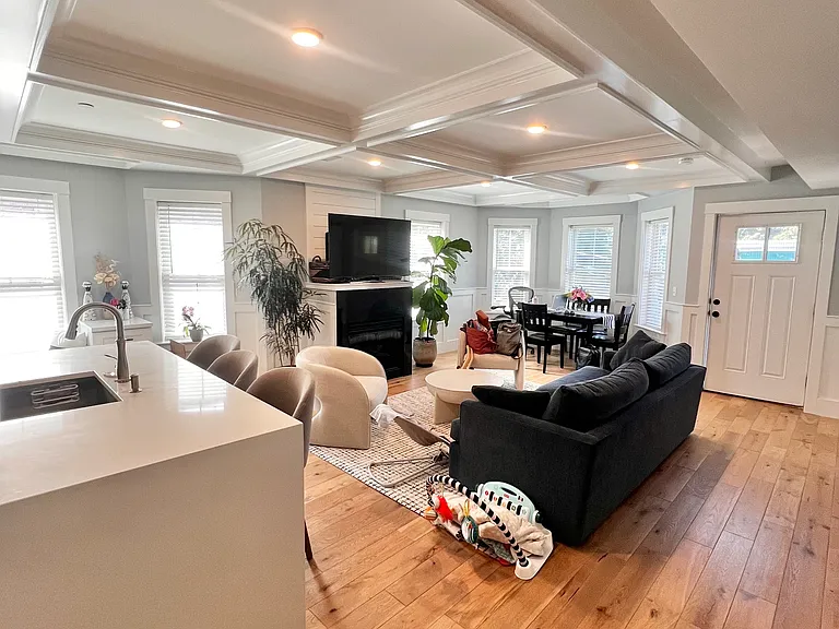 81 Conwell Ave #3 — Photo 15