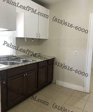 3rd image of 1435 W 22nd St
