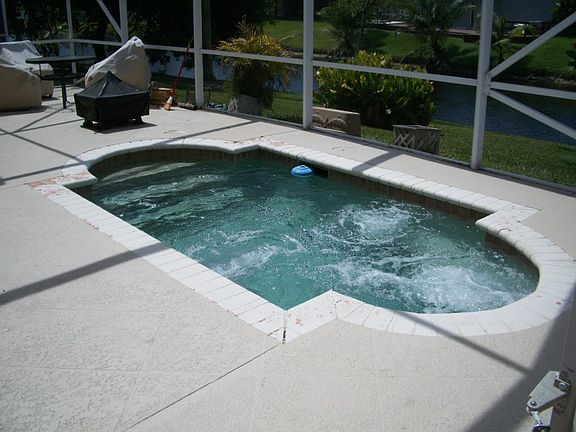 2nd image of 369 NW 46th Ave