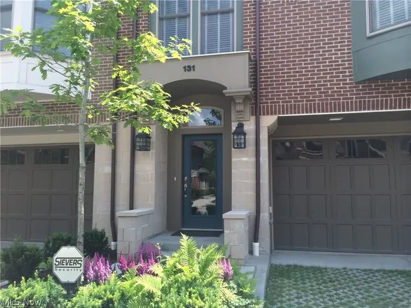 131 Vine St #51, Westlake, OH 44145