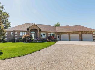 7723 Independence Ave, Waterloo, IA 50703