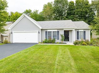 1362 Harwood Ln, Macedon, NY 14502