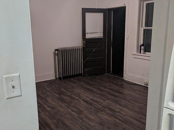 3rd image of 1361 12th Ave APT 2