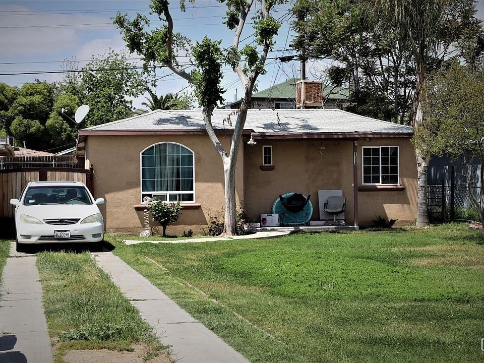 2nd image of 811 Irvin St