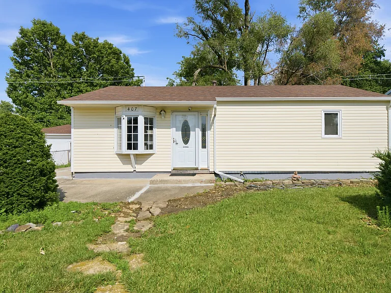 407 Laurel Ave — Photo 1