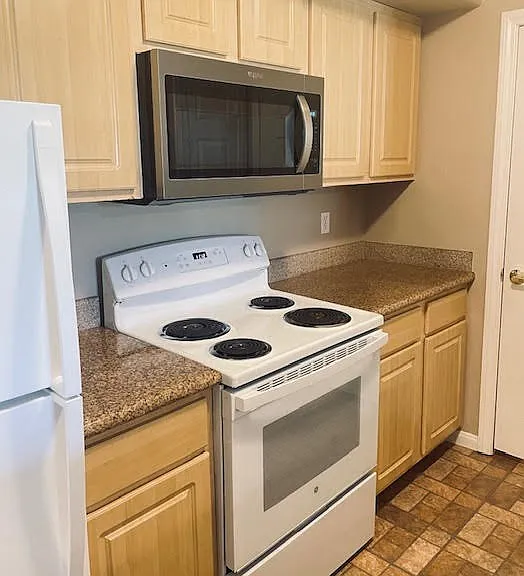 8000 Badura Ave #2190 — Photo 8