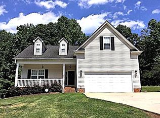 4038 River Falls Dr, Lowell, NC 28098