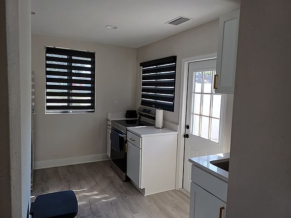 3rd image of 2506 18th Ave W #B